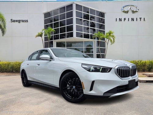 2025 BMW 5 Series 540i xDrive PREMIUM PACKAGE
