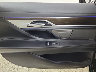 2021 BMW 7 Series 740i