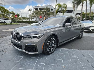 2020 BMW 7 Series 750i xDrive M SPORT, EXECUTIVE PACKAGE, & MORE!!