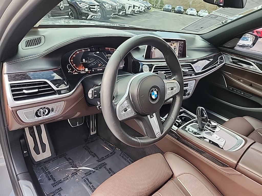 2020 BMW 7 Series 750i xDrive M SPORT, EXECUTIVE PACKAGE, & MORE!!