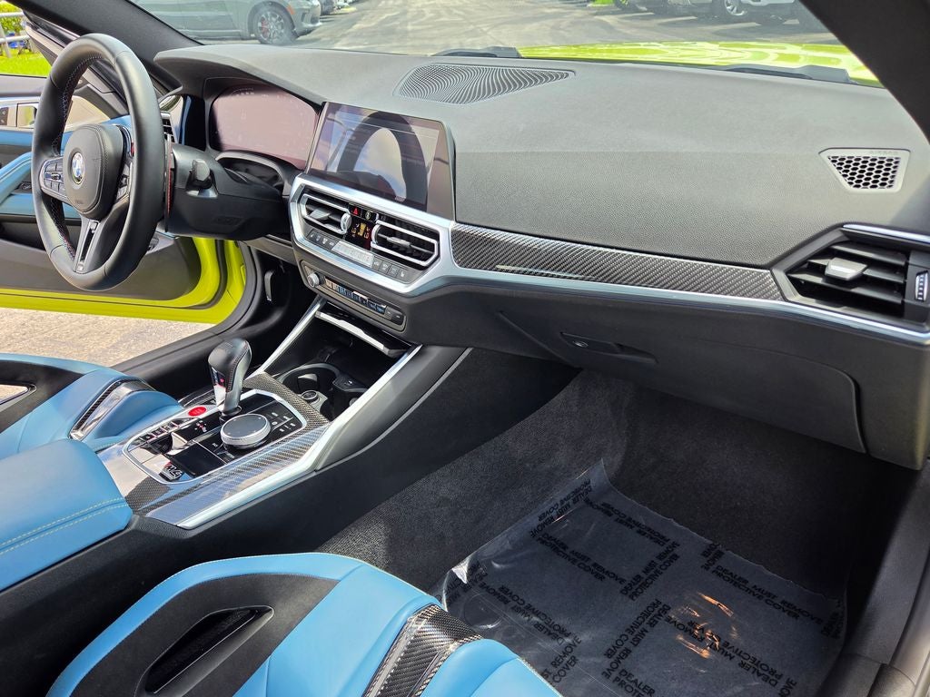 2021 BMW M4 Competition YAS MARINA CARBON BUCKETS