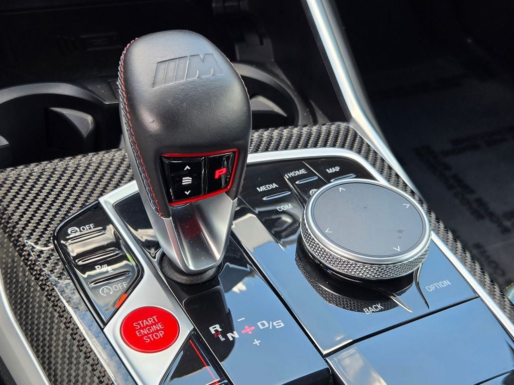 2021 BMW M4 Competition YAS MARINA CARBON BUCKETS