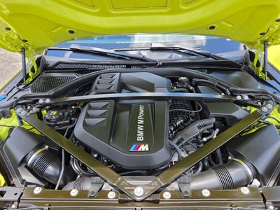 2021 BMW M4 Competition YAS MARINA CARBON BUCKETS