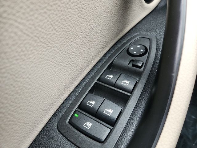 2023 BMW X2 sDrive28i