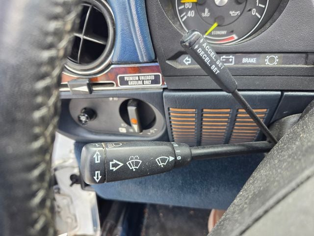 1986 Mercedes-Benz 500-Class 560 SL