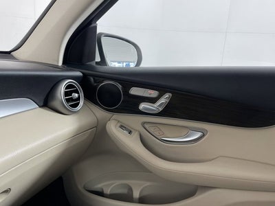 2016 Mercedes-Benz GLC RWD 4dr GLC 300