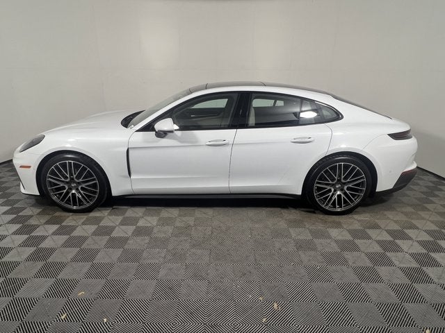 2026 Porsche Panamera Base