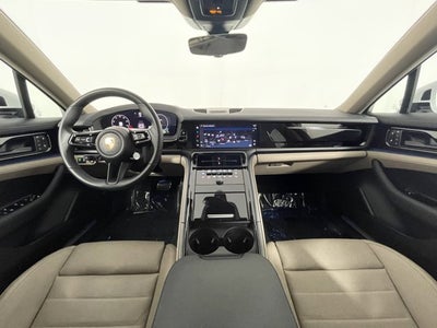 2026 Porsche Panamera 4 AWD