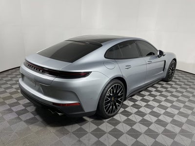2025 Porsche Panamera Base