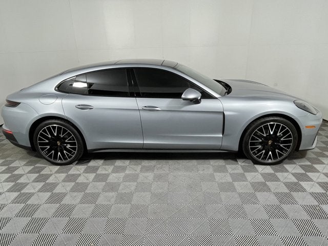 2025 Porsche Panamera Base