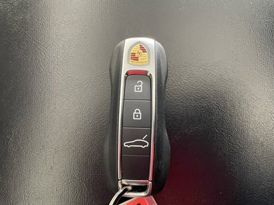 2025 Porsche Panamera Base