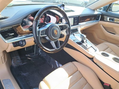 2018 Porsche Panamera 4S