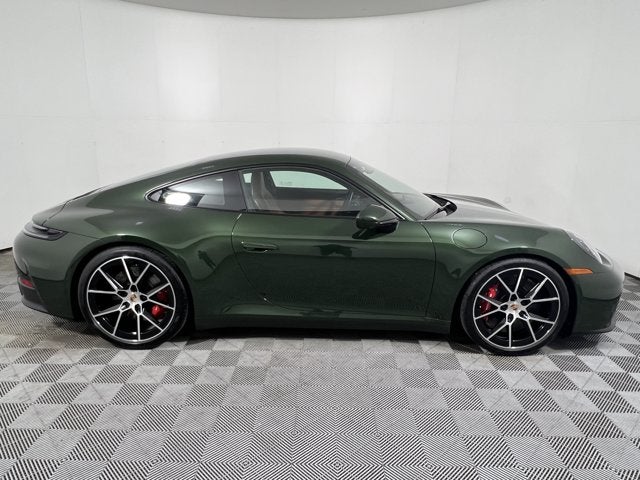 2026 Porsche 911 Carrera 4 GTS Coupe