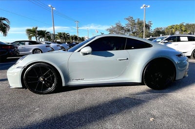 2025 Porsche 911 Carrera 4 GTS