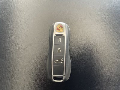 2023 Porsche Panamera Base