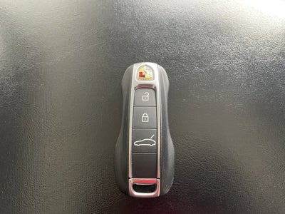 2025 Porsche Panamera 4 E-Hybrid