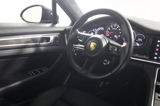 2022 Porsche Panamera Turbo S