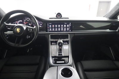 2022 Porsche Panamera Turbo S