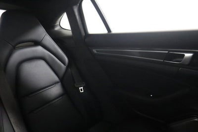 2022 Porsche Panamera Turbo S