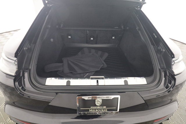 2022 Porsche Panamera Turbo S