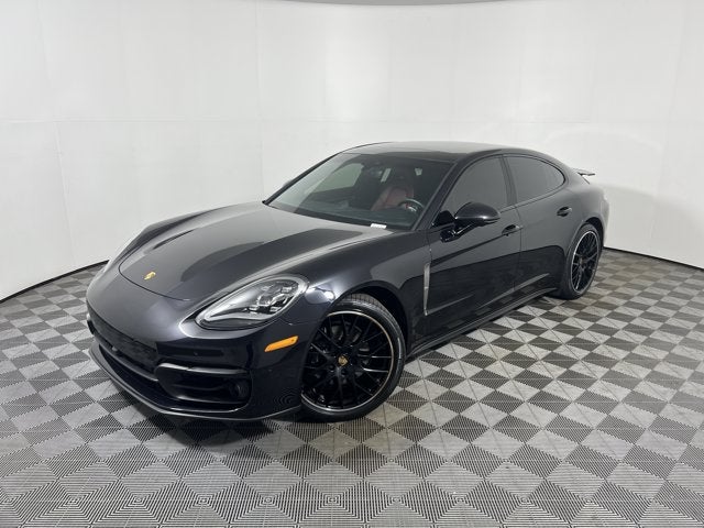 2023 Porsche Panamera 4