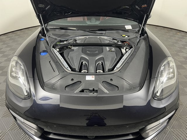 2023 Porsche Panamera 4