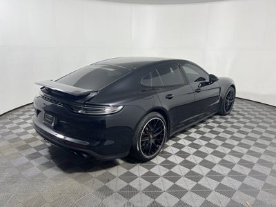 2023 Porsche Panamera 4