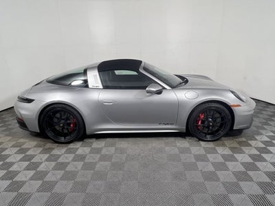2026 Porsche 911 4 GTS