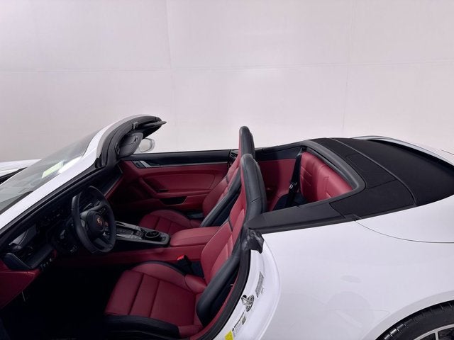 2026 Porsche 911 Carrera