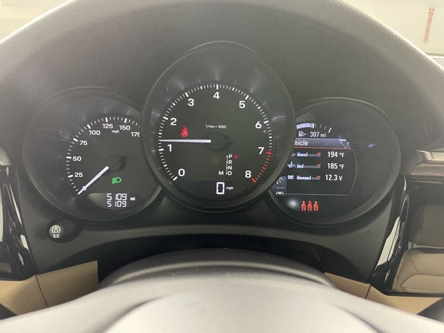 2025 Porsche Macan Base