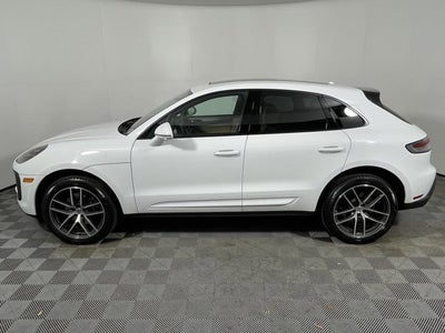 2026 Porsche Macan Base