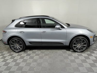 2026 Porsche Macan Base