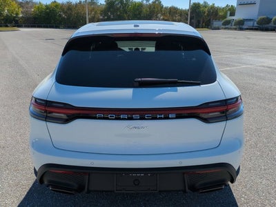 2024 Porsche Macan Base