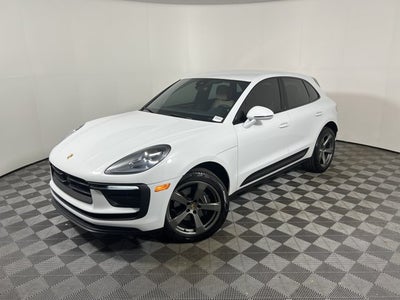 2023 Porsche Macan Base