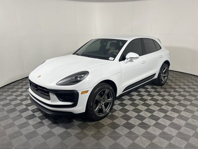 2023 Porsche Macan Base