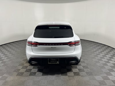2023 Porsche Macan Base