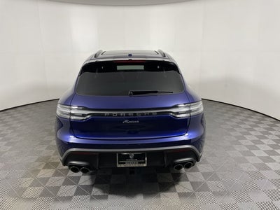 2025 Porsche Macan Base