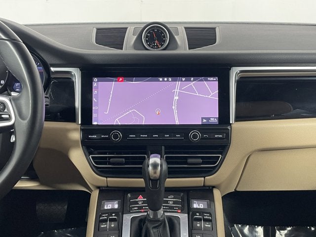 2021 Porsche Macan Base