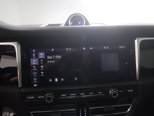 2021 Porsche Macan Base