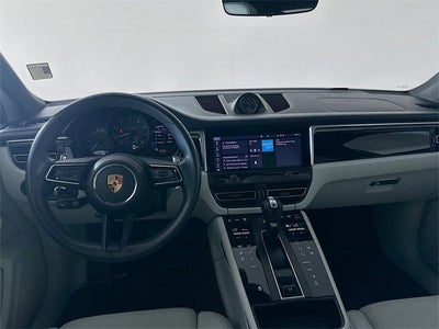 2023 Porsche Macan Base