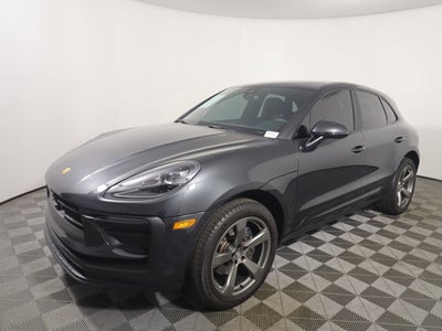 2023 Porsche Macan Base