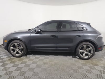 2023 Porsche Macan Base