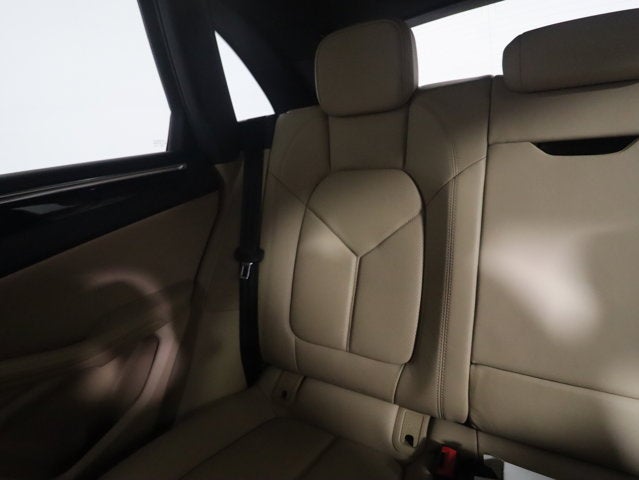 2021 Porsche Macan Base