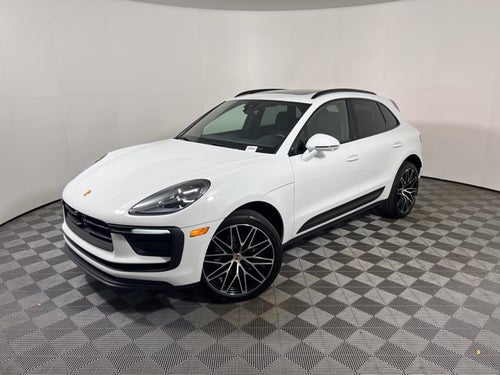 2026 Porsche Macan Base