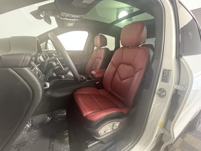 2026 Porsche Macan Base
