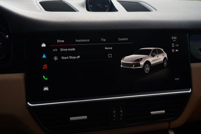 2022 Porsche Cayenne Base
