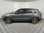 2023 Porsche Cayenne Base