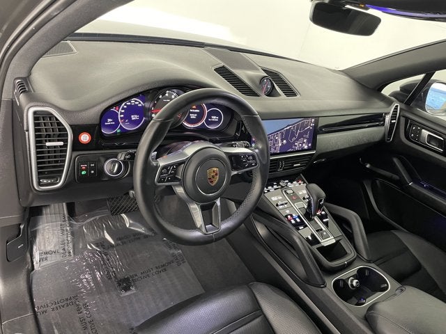 2023 Porsche Cayenne Base