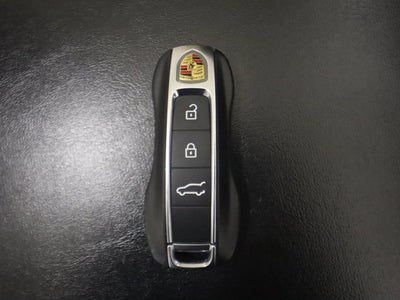 2025 Porsche Cayenne AWD