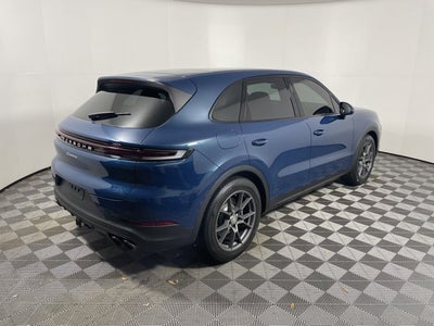 2024 Porsche Cayenne Base